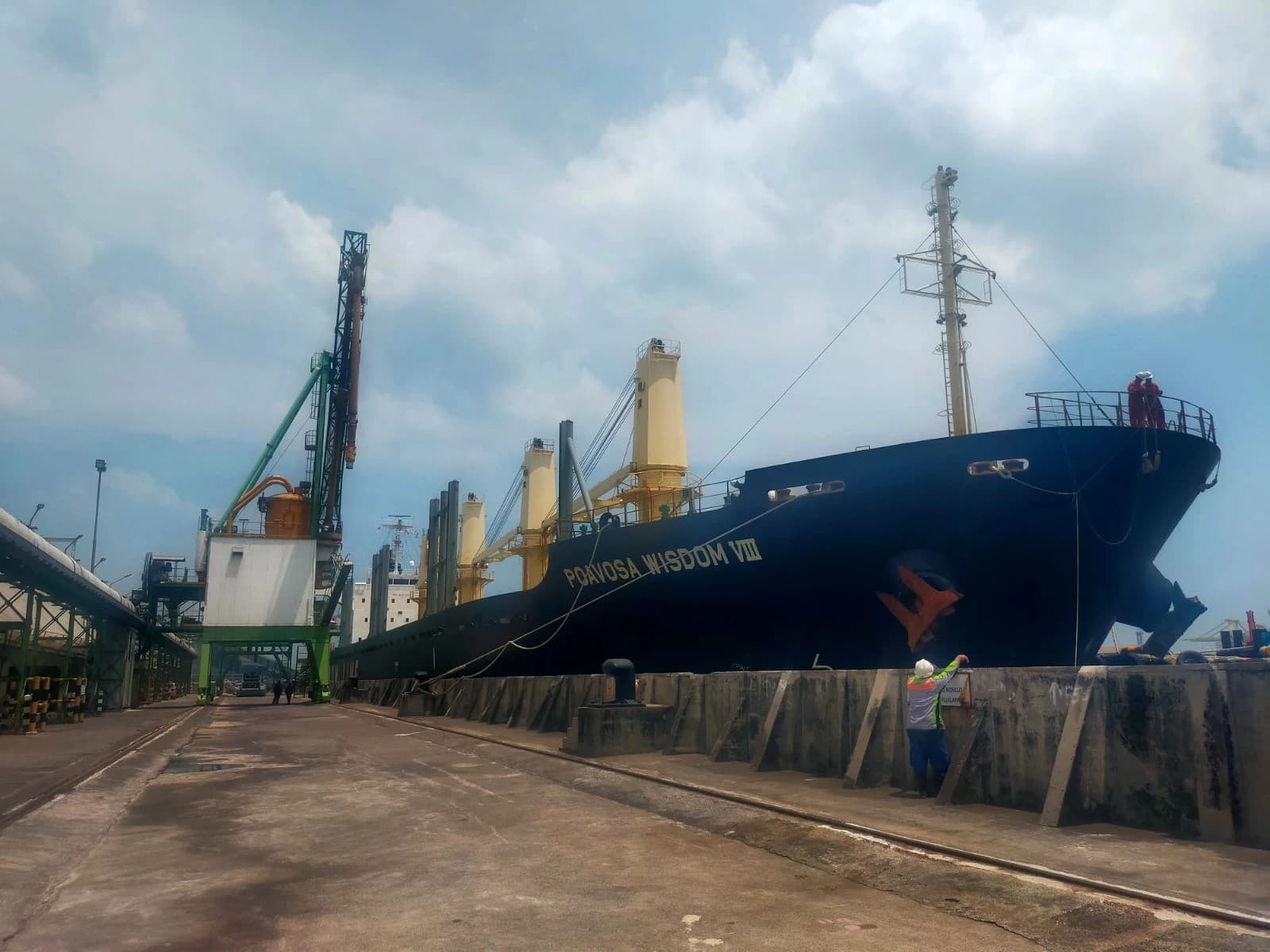 MV. POAVOSA WISDOM VIII Grt 17,027.00mt